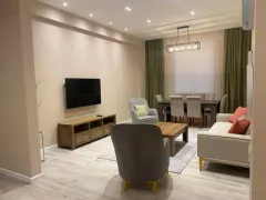 Kirayə 3 otaqlı Mənzil 120 m² Yasamal r. – şəkil 3