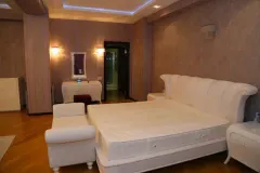 Kiralık 4 odalı Daire 270 m² Nəsimi ilçesi – şəkil 3