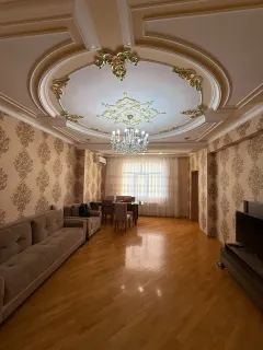 Kiralık 4 odalı Daire 155 m² Səbail ilçesi – şəkil 3