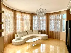 Kirayə 2 otaqlı Mənzil 130 m² Nərimanov r. – şəkil 1