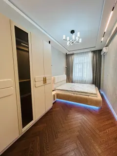 Kirayə 2 otaqlı Mənzil 70 m² Yasamal r. Elmlər Akademiyası m. – şəkil 4