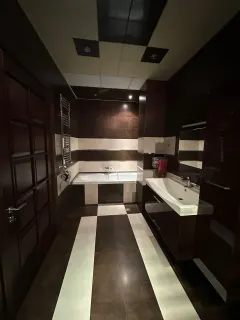 Kirayə 3 otaqlı Mənzil 160 m² Nəsimi r. – şəkil 16
