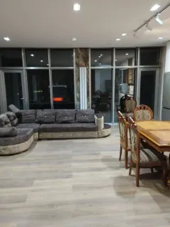 Kirayə 3 otaqlı Mənzil 150 m² Yasamal r. – şəkil 5