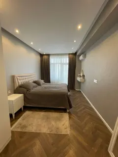 Satılır 3 otaqlı Mənzil 95 m² Yasamal r. İnşaatçılar m. – şəkil 3