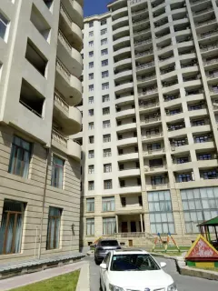 8 NOYABR METROSUNUN YANINDA GENİŞ – şəkil 12