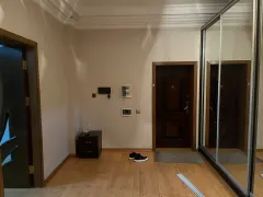 Kirayə 3 otaqlı Mənzil 130 m² Yasamal r. – şəkil 5