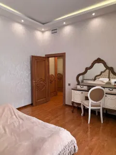 Аренда 5-комнатная Квартира 240 m² Xəzər р-н – şəkil 8
