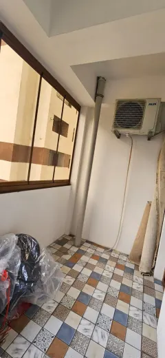Kirayə 4 otaqlı Mənzil 180 m² Yasamal r. – şəkil 12