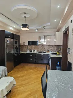 Kirayə 2 otaqlı Mənzil 100 m² Yasamal r. Elmlər Akademiyası m. – şəkil 5