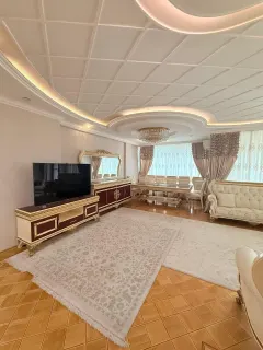 Kirayə 3 otaqlı Mənzil 137 m² Nərimanov r. – şəkil 1
