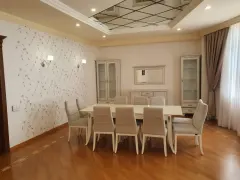 Kirayə 3 otaqlı Mənzil 288 m² Nəsimi r. – şəkil 4
