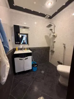 Kirayə 3 otaqlı Mənzil 130 m² Nərimanov r. – şəkil 6