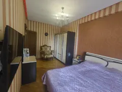 Satılır 3 otaqlı Mənzil 90 m² Yasamal r. – şəkil 9