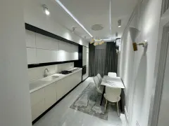 Kirayə 2 otaqlı Mənzil 95 m² Xətai r. – şəkil 3