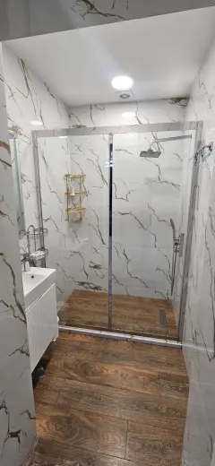 Kirayə 4 otaqlı Mənzil 180 m² Yasamal r. – şəkil 12