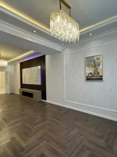Satılır 4 otaqlı Mənzil 160 m² Xətai r. – şəkil 2
