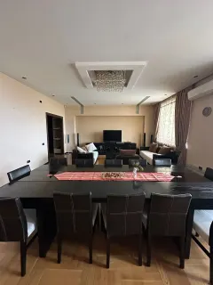 Kirayə 3 otaqlı Mənzil 160 m² Nəsimi r. – şəkil 2
