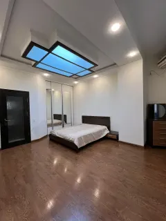 Kirayə 4 otaqlı Mənzil 145 m² Nəsimi r. – şəkil 6
