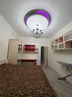 Kirayə 3 otaqlı Mənzil 142 m² Nəsimi r. – şəkil 5