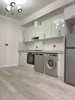 Kirayə 3 otaqlı Mənzil 96 m² Nəsimi r. – şəkil 2