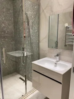 Kirayə 3 otaqlı Mənzil 160 m² Yasamal r. Elmlər Akademiyası m. – şəkil 13