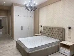 Kirayə 3 otaqlı Mənzil 120 m² Yasamal r. – şəkil 4