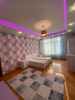 Kirayə 3 otaqlı Mənzil 140 m² Nizami r. – şəkil 3