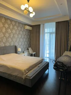 Аренда 3-комнатная Квартира 160 m² Nərimanov р-н – şəkil 1
