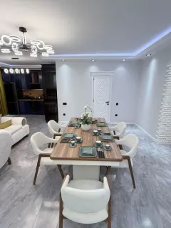 Kirayə 3 otaqlı Mənzil 147 m² Nəsimi r. – şəkil 5