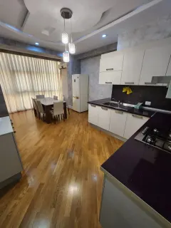 Kirayə 2 otaqlı Mənzil 110 m² Nəsimi r. – şəkil 13