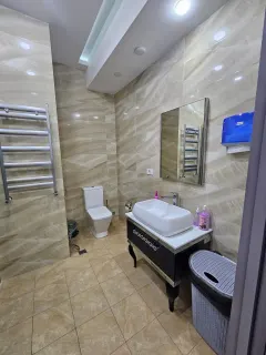 Kirayə 4 otaqlı Ofis 175 m² Nərimanov r. – şəkil 13