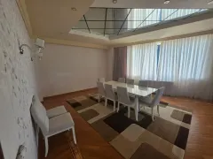 Kirayə 3 otaqlı Mənzil 288 m² Nəsimi r. – şəkil 2