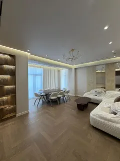 Kiralık 3 odalı Daire 165 m² Yasamal ilçesi – şəkil 2