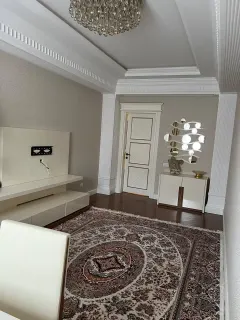 Kirayə 4 otaqlı Mənzil 177 m² Səbail r. – şəkil 4