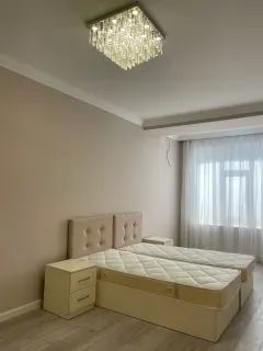 Kirayə 4 otaqlı Mənzil 155 m² Nəsimi r. – şəkil 3