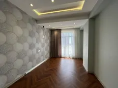 Kirayə 3 otaqlı Mənzil 158 m² Xətai r. – şəkil 8