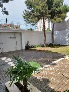 Kirayə 9 otaqlı Həyət evi / Bağ evi 700 m² Nəsimi r. – şəkil 7