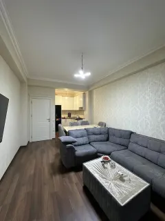 Kirayə 2 otaqlı Mənzil 47 m² Yasamal r. – şəkil 1