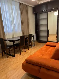 Kirayə 4 otaqlı Mənzil 145 m² Nəsimi r. – şəkil 4