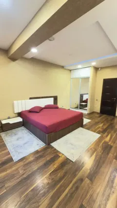 Kirayə 4 otaqlı Mənzil 200 m² Xətai r. – şəkil 5
