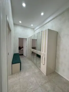 Kirayə 2 otaqlı Mənzil 70 m² Nərimanov r. – şəkil 14