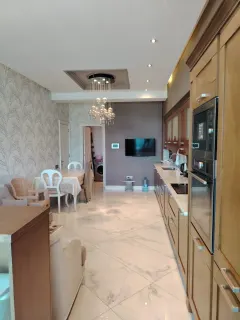 Kirayə 3 otaqlı Mənzil 190 m² Xətai r. – şəkil 6