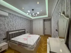 Kirayə 2 otaqlı Mənzil 92 m² Xətai r. – şəkil 13