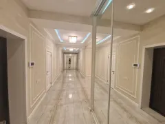 Аренда 5-комнатная Квартира 200 m² Xətai р-н – şəkil 1