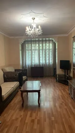 Kirayə 3 otaqlı Mənzil 90 m² Yasamal r. – şəkil 2