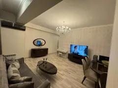 Tibb Universitetinin yanı – şəkil 1