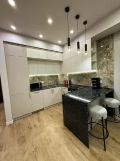 Kiralık 2 odalı Daire 70 m² Yasamal ilçesi – şəkil 8