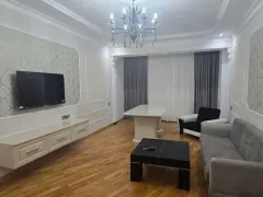 Kirayə 2 otaqlı Mənzil 114 m² Nəsimi r. – şəkil 3