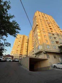 Kiralık 4 odalı Daire 155 m² Səbail ilçesi – şəkil 1