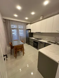 Kirayə 2 otaqlı Mənzil 93 m² Xətai r. – şəkil 10